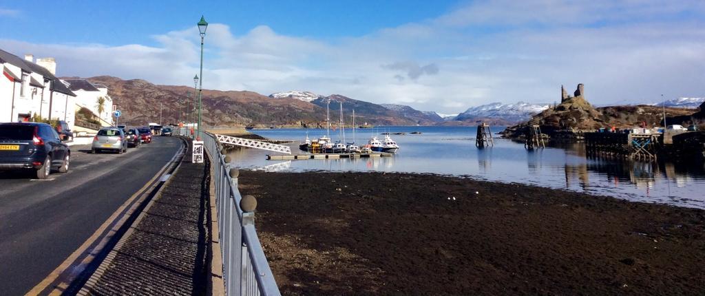 Misty Isle Apartments Ltd - Maol View Kyleakin Room photo